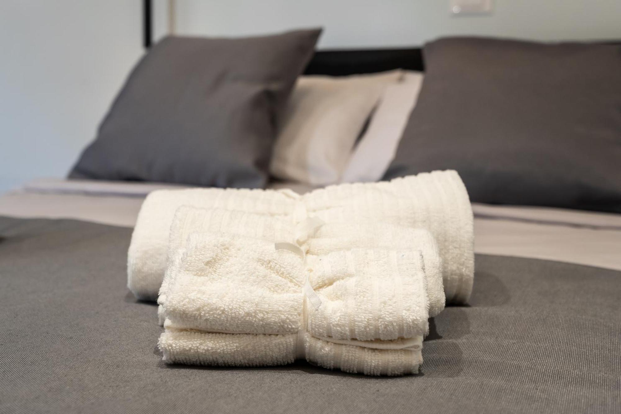 Suriani Apartment Rom